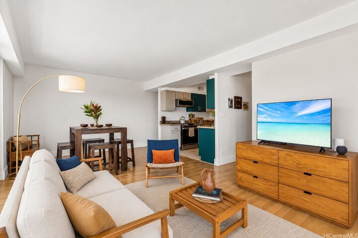 Property Photo:  419 Atkinson Drive 907  HI 96814 