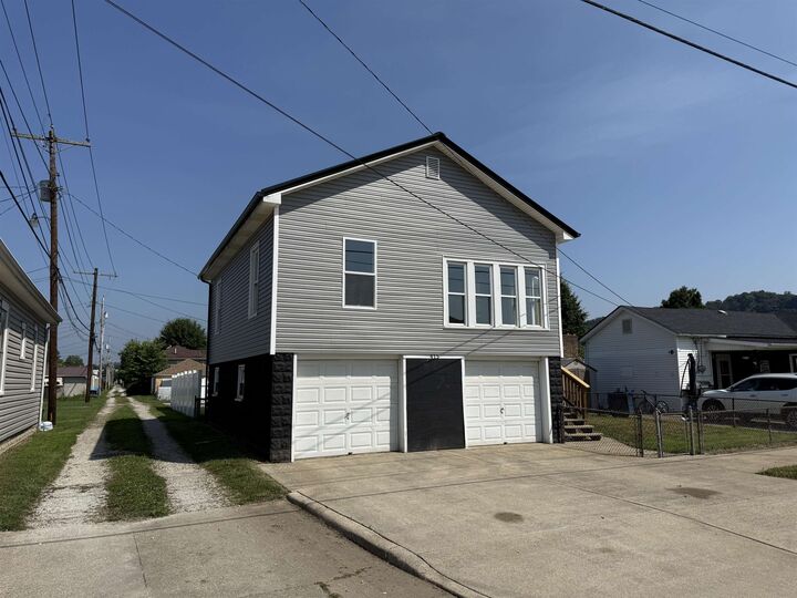 Property Photo: 415 Maple Avenue OH 45638