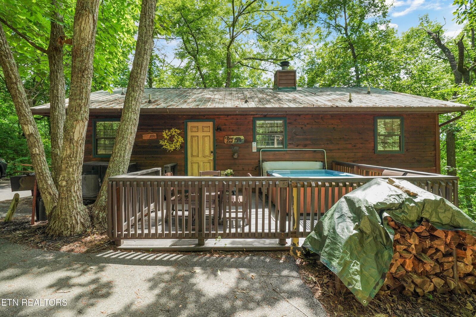 Property Photo: 615 Iron Mountain Rd TN 37863