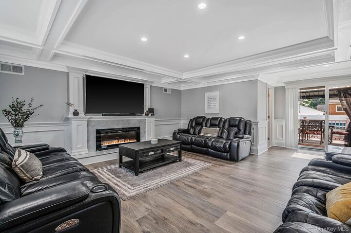 Property Photo: 18 Worden Place NY 11704