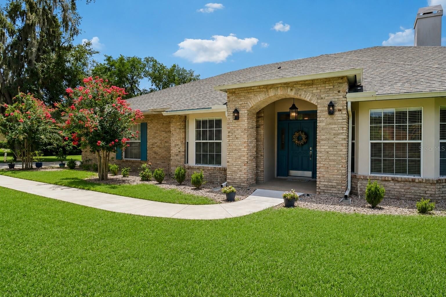 Property Photo:  1616 Regal Cove Court  FL 34744 