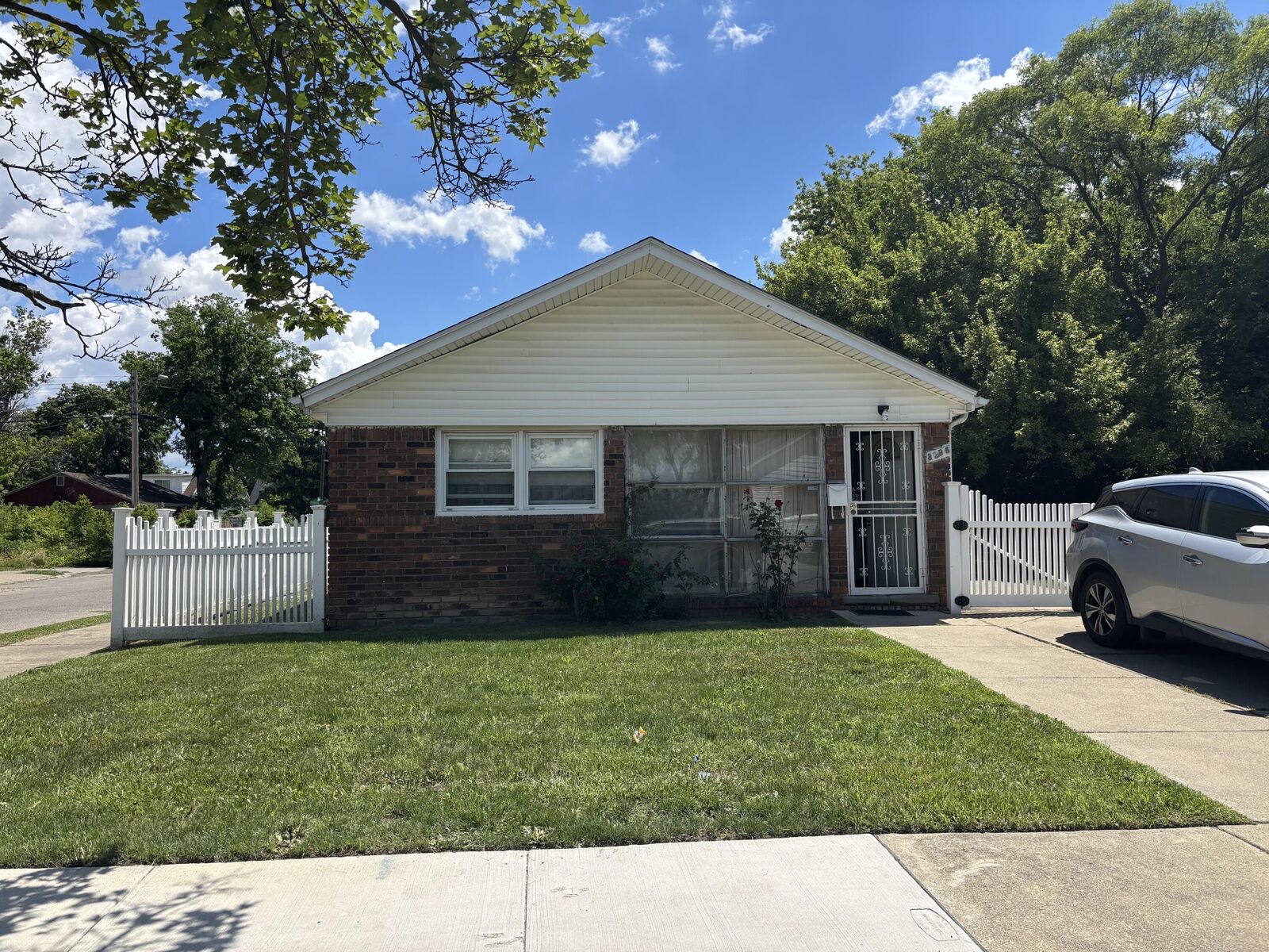 Property Photo: 8096 Central Street MI 48204