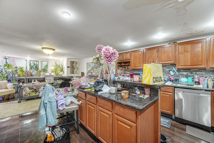 Property Photo:  7020 S Paxton Avenue Gs  IL 60649 