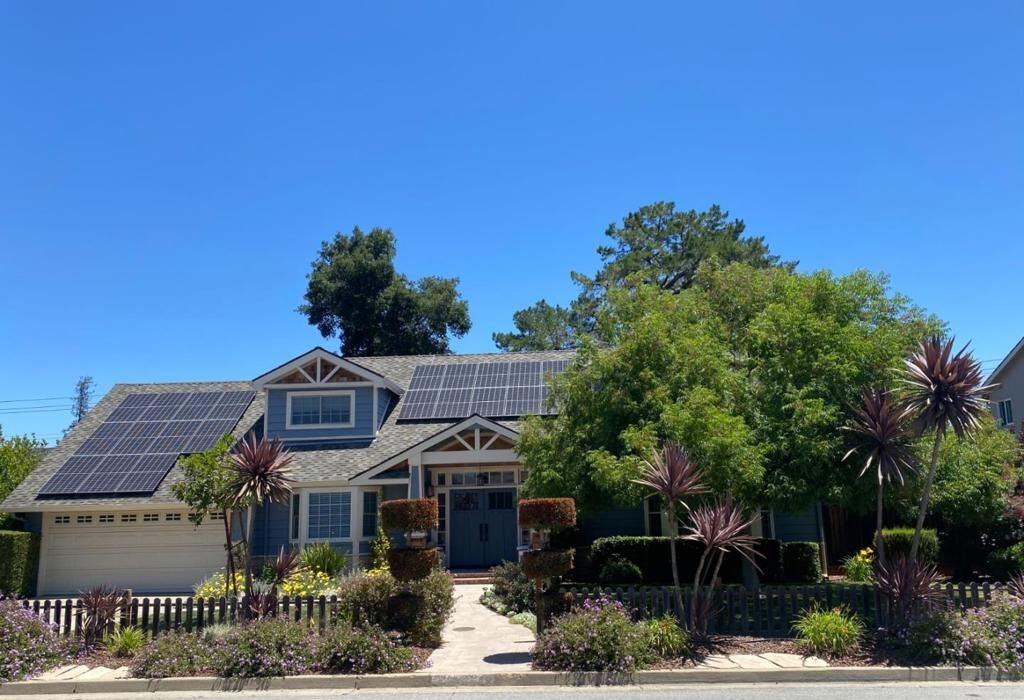 Property Photo:  13698 Manteca Way  CA 95070 