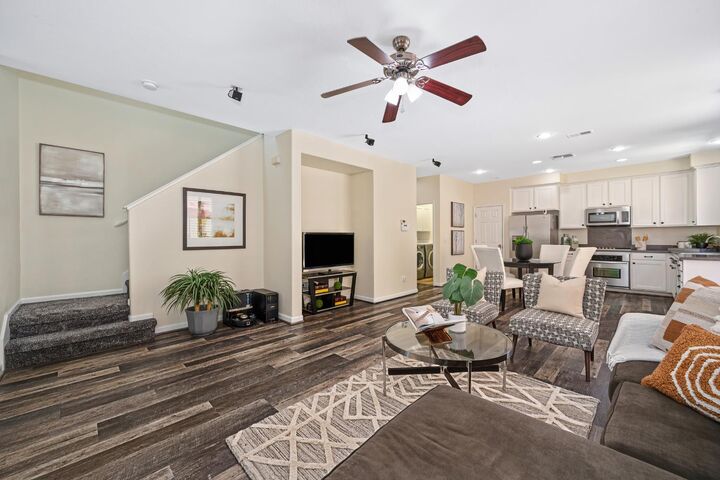 Property Photo: 3224 Paumanok Way CA 95835