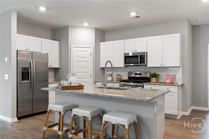 Property Photo:  172 Geranium Way  GA 31302 