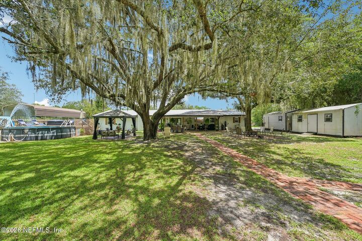 Property Photo:  215 Foxtail Avenue  FL 32068 