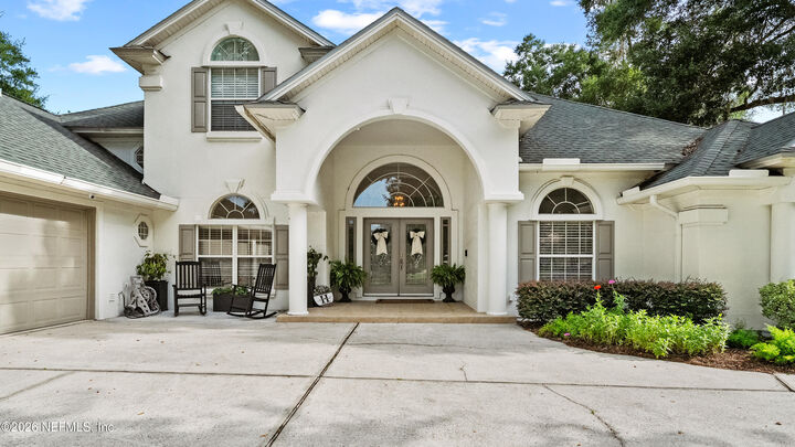 Property Photo: 1372 Windsor Harbor Drive FL 32225