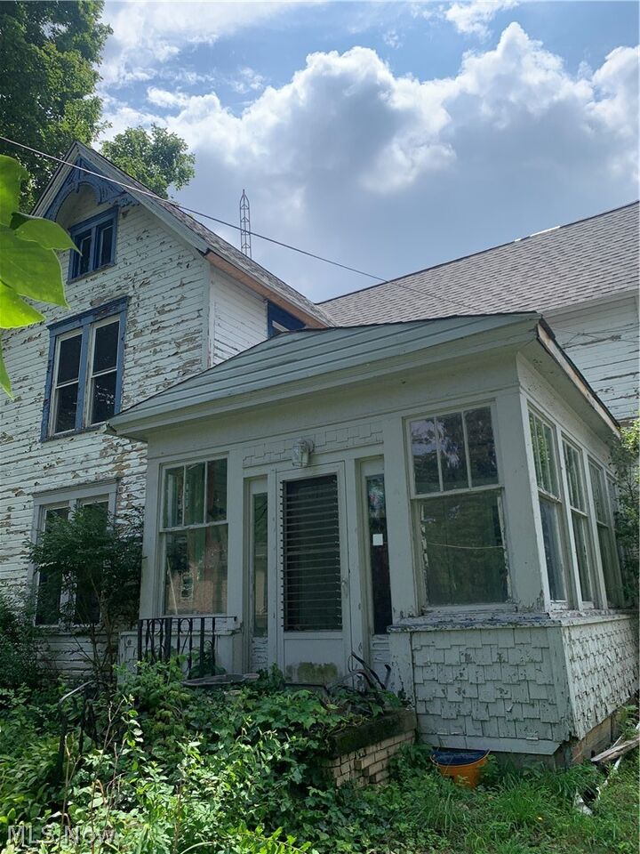 Property Photo: 334 State Street OH 44431