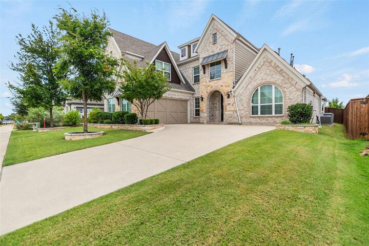 Property Photo: 3449 Ridgecross Drive TX 75087