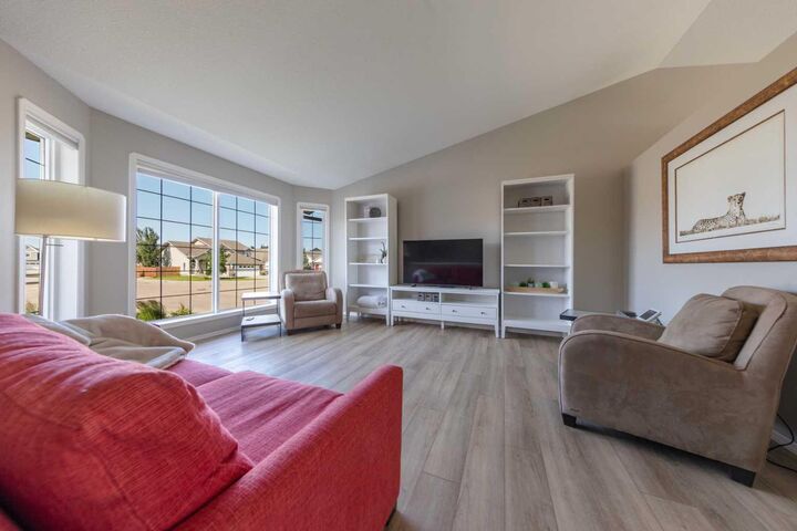 Property Photo:  6116 21 Street  AB T9V 3J9 