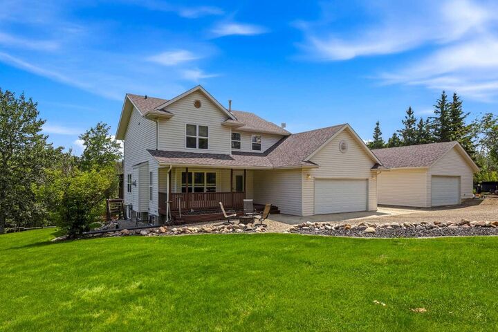 Property Photo: 26352A Township Road 382 20 AB T4E 1G6