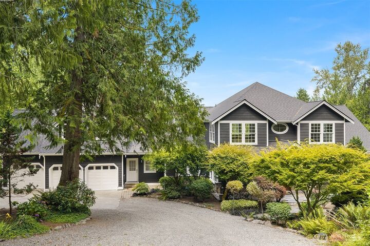 Property Photo: 26218 SE Old Black Nugget Road WA 98029