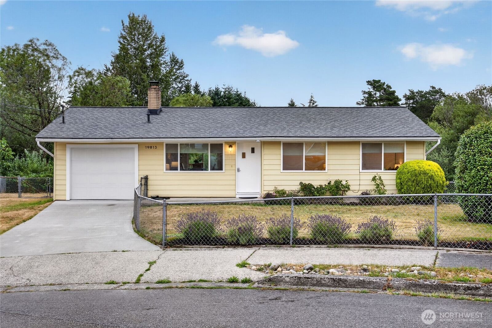 Property Photo: 19813 52nd Place W WA 98036