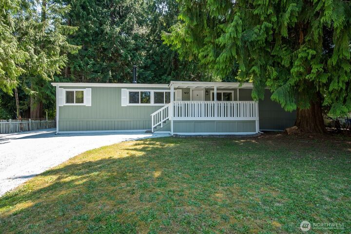 Property Photo: 922 124th Place NW WA 98271