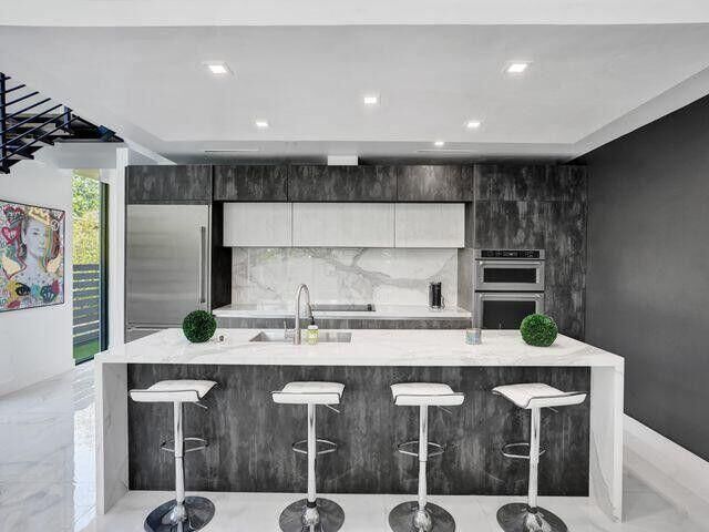 Property Photo: 2514 NE 21st Street A FL 33305