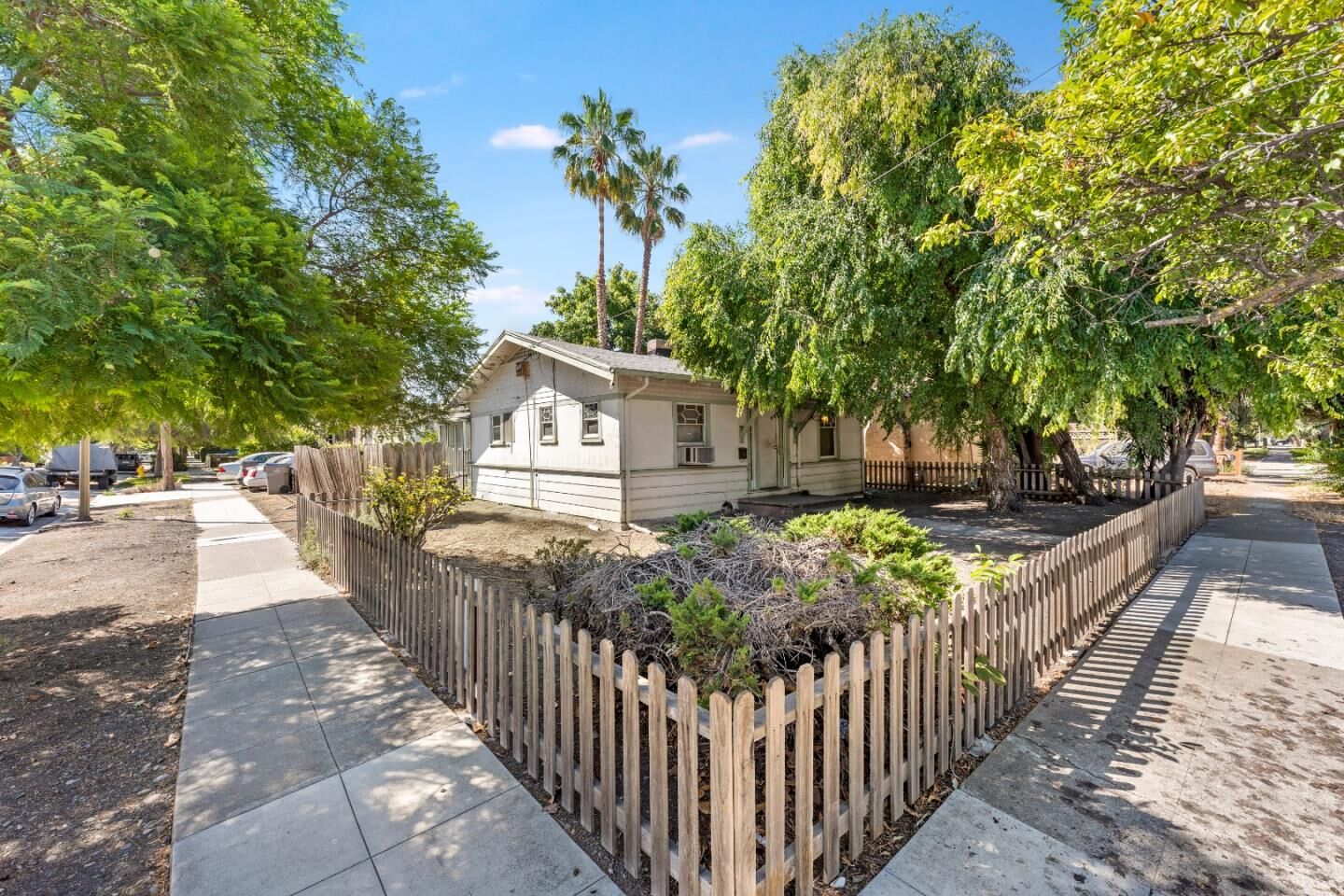 Property Photo: 1004 Vermont Street CA 95126
