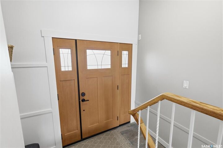 Property Photo:  80 Cameron Crescent  SK S4S 2X2 