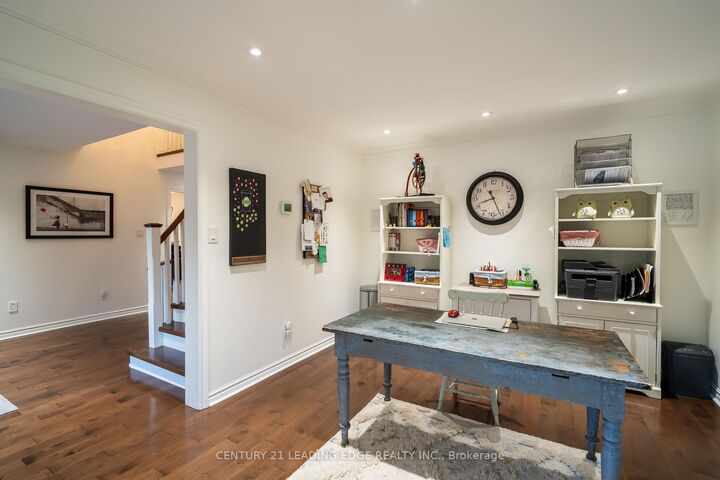Property Photo: 53 McClenny Drive ON L4G 5P5