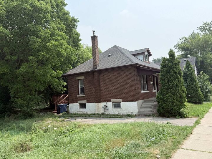Property Photo: 70 Huron Street ON N1G 5L6