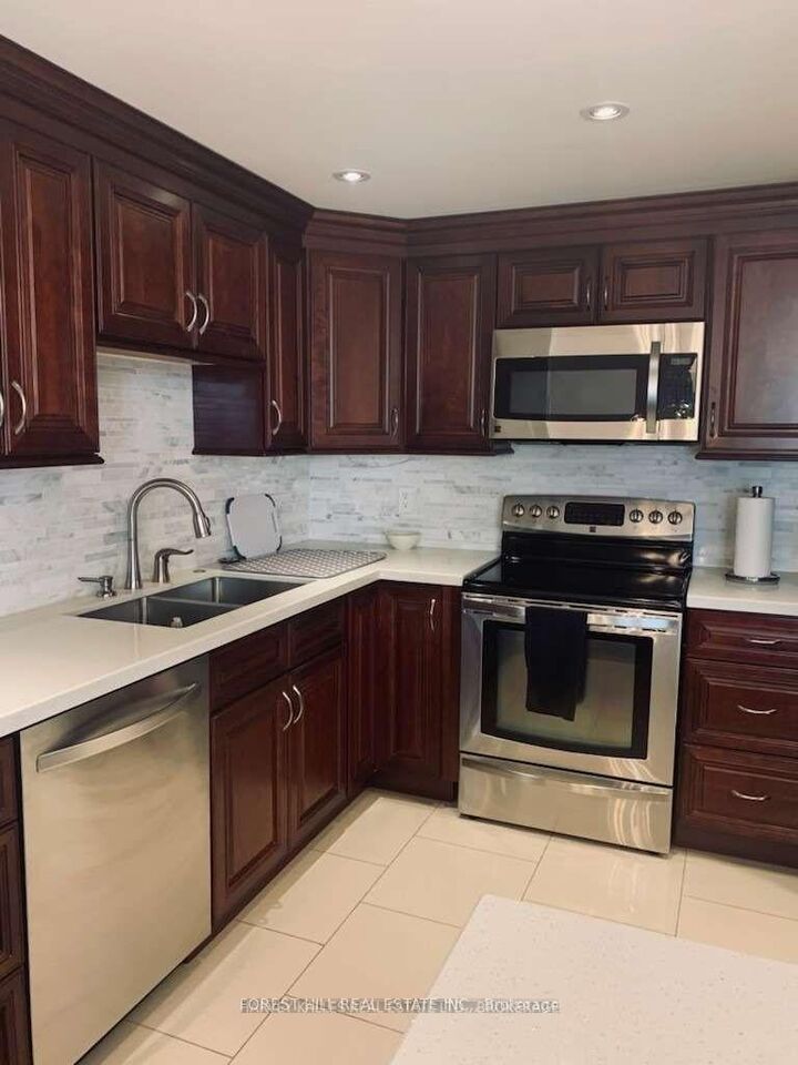 Property Photo: 500 Glencairn Avenue 303 ON M6B 1Z1