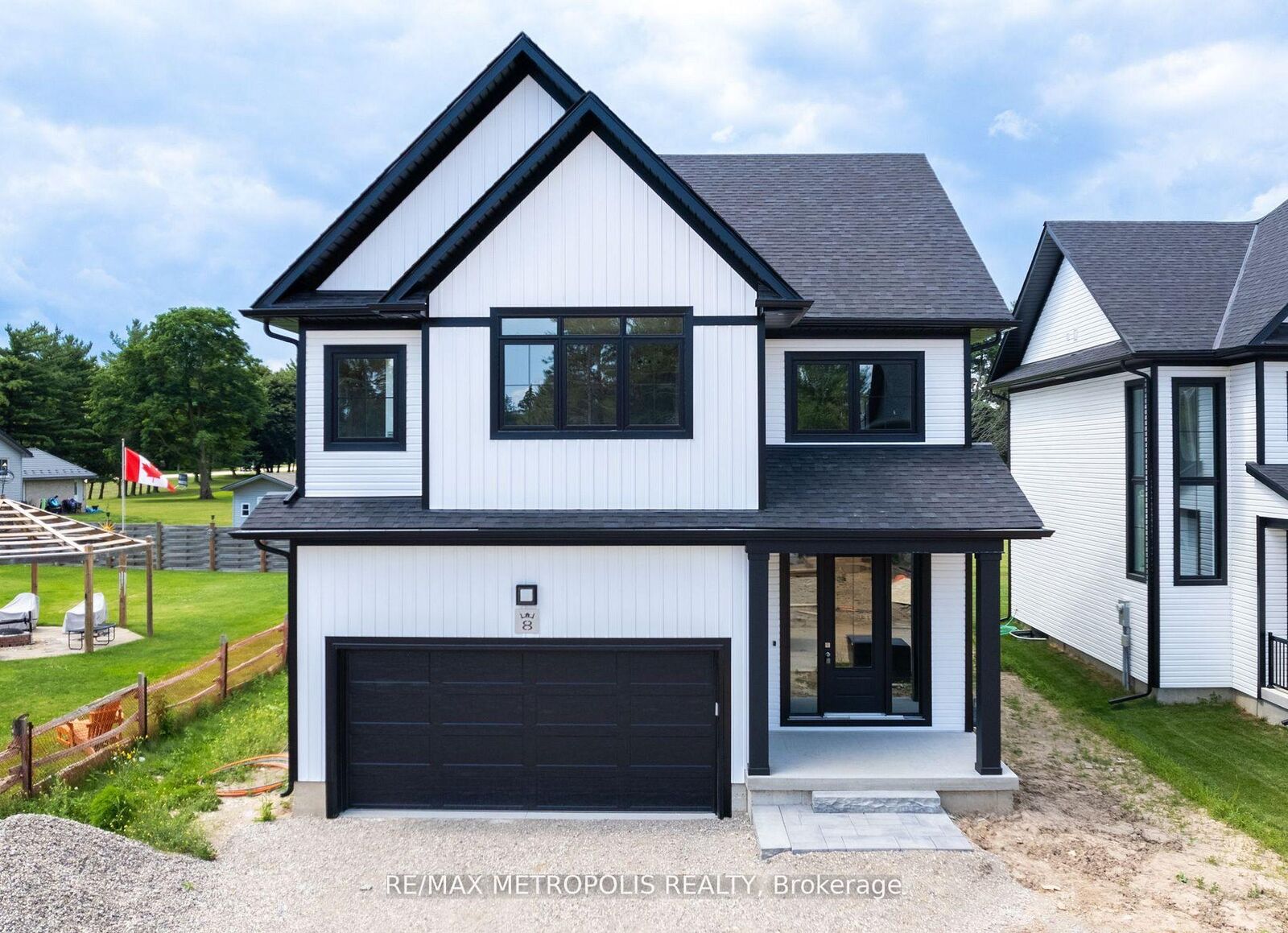 Property Photo: 297 Whiting Street 8 ON N5C 3W5