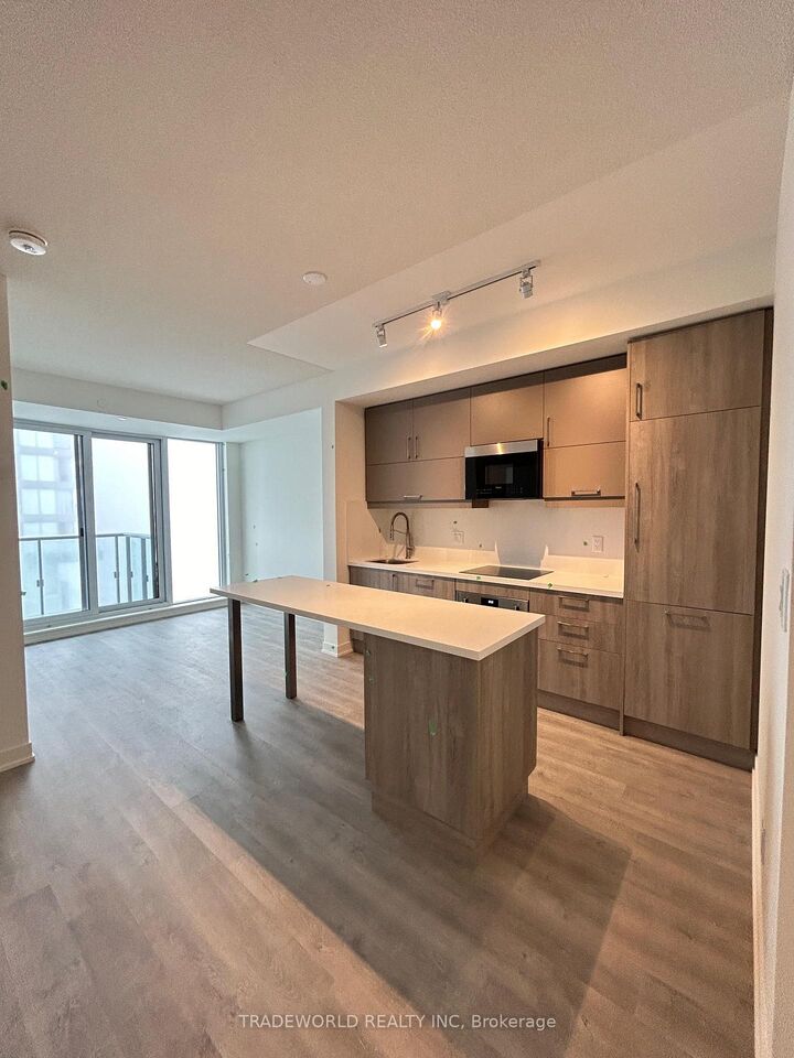 Property Photo: 8119 Birchmount Road 1118 ON L6G 1B3