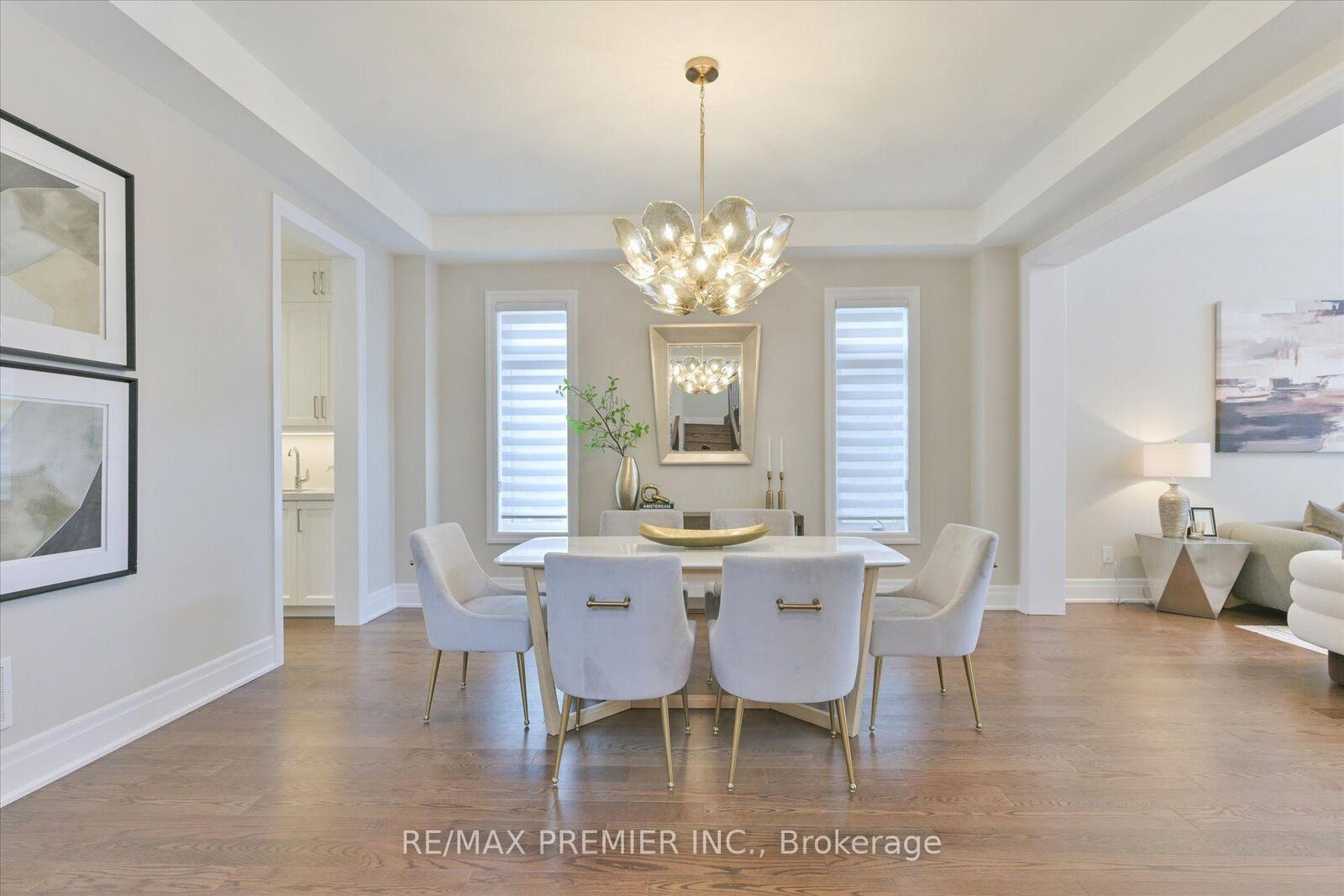 Property Photo: 94 Sunny Acres Crescent ON L7B 0S6