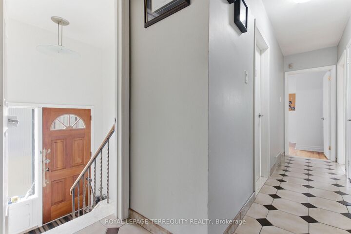 Property Photo: 21 Buckland Road ON M3L 1V9