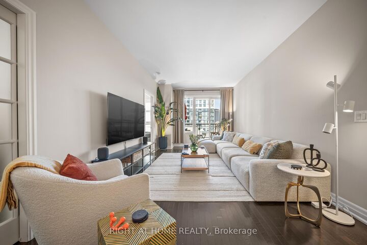 Property Photo: 23 Rean Drive 504 ON M2K 0A5