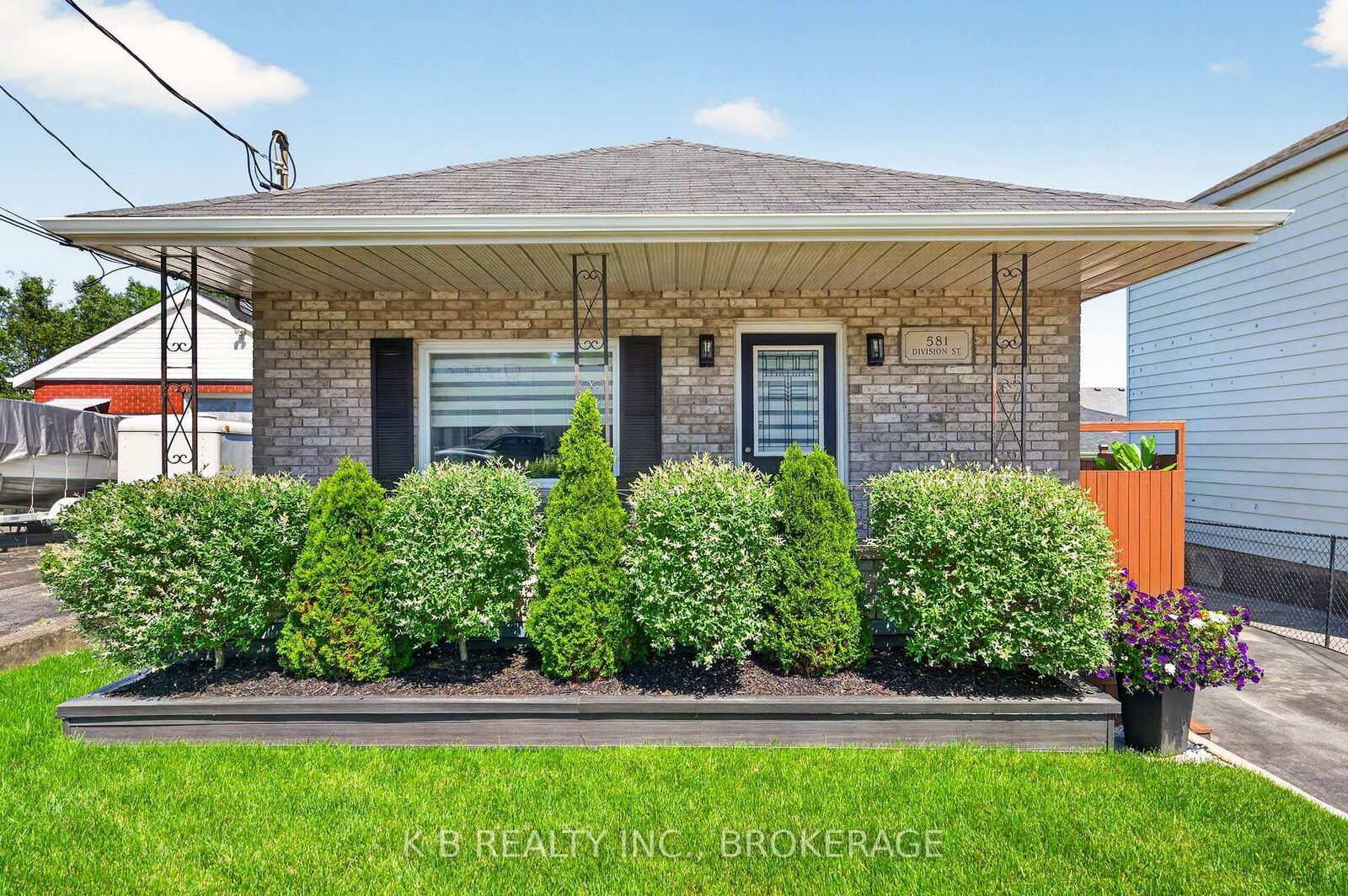 Property Photo: 581 Division Street ON K7K 4B7