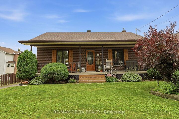 Property Photo: 1991 Woods Street ON K4K 1H7