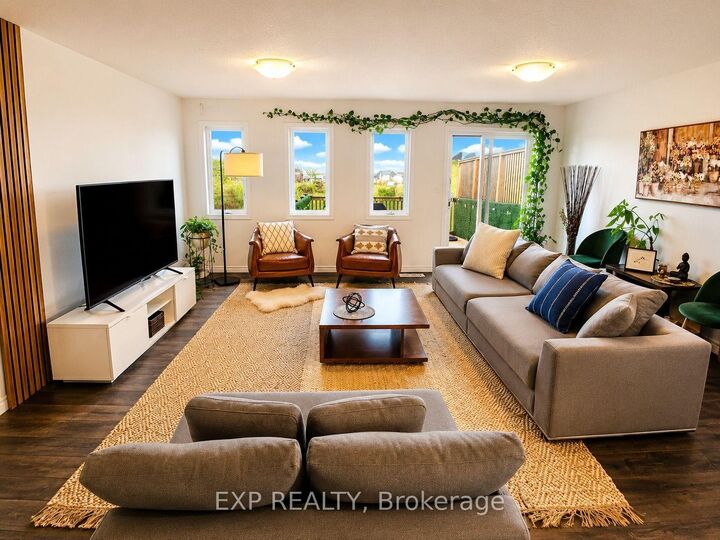 Property Photo: 77 Hollybrook Trail ON N2R 0M7