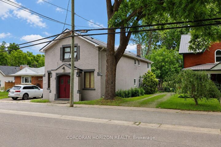 Property Photo: 20407 Leslie Street ON L0G 1R0