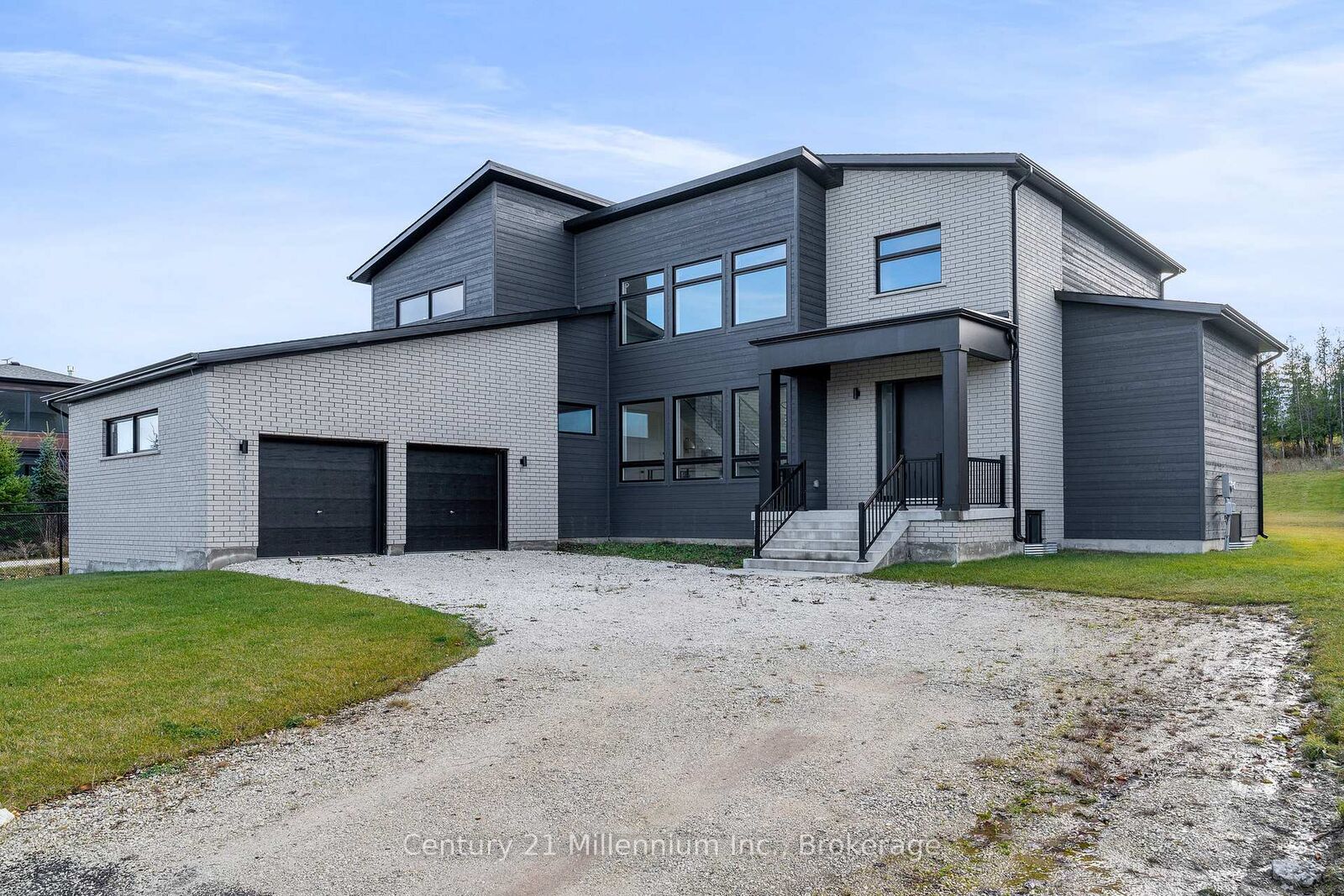 Property Photo: 176 West Ridge Drive ON N0H 2P0