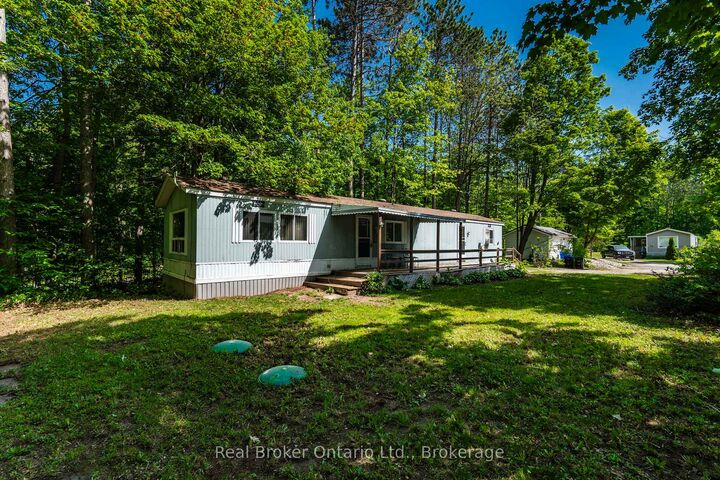 5263 Elliott Side Road 48 — photo 1