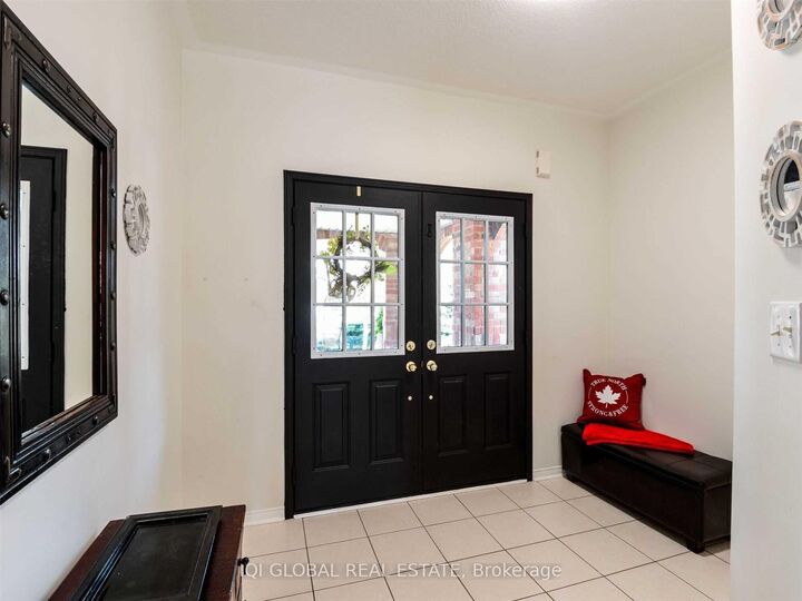 Property Photo: 196 Featherstone Road N ON L9T 6K3