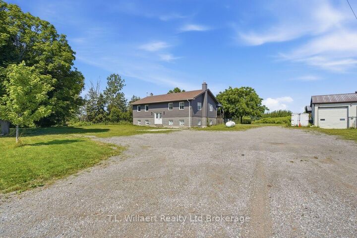 Property Photo:  25130 Argyle Line  ON N0L 2P0 