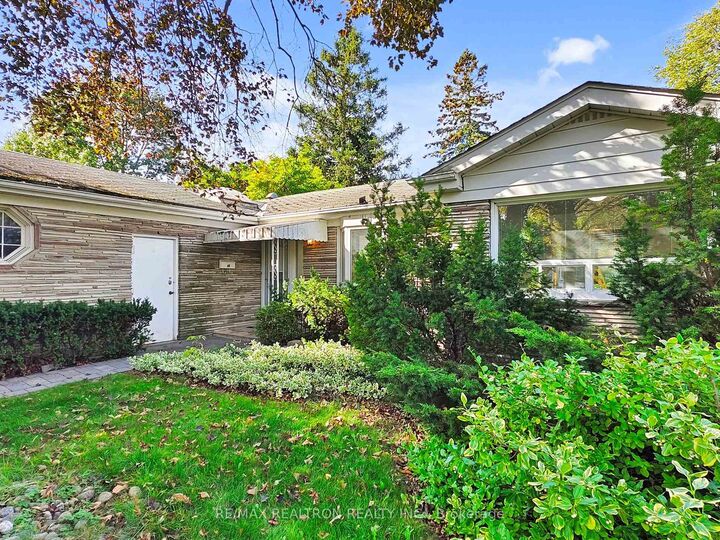 46 Palomino Crescent — photo 1