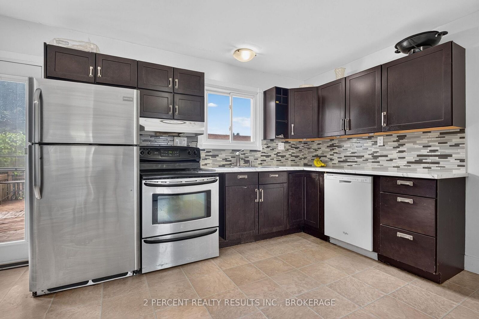 Property Photo: 1046 Pinewood Place ON K7P 1L1