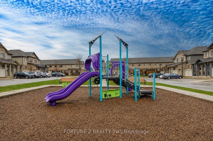 Property Photo: 3200 Singleton Avenue 15 ON N6L 0C7