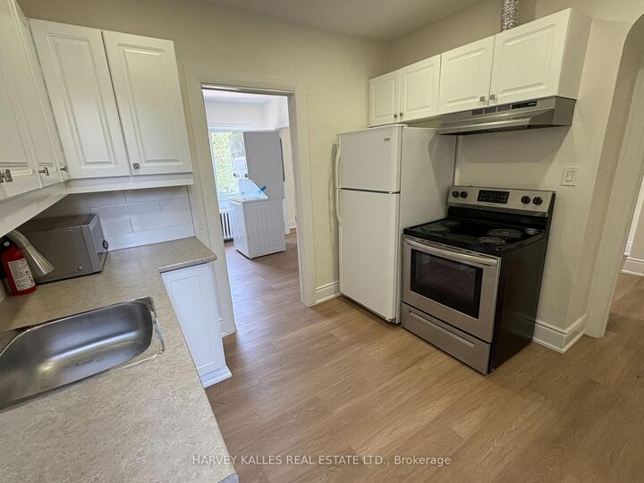 Photo de la propriété: 1611 Bayview Avenue A ON M4G 3B5
