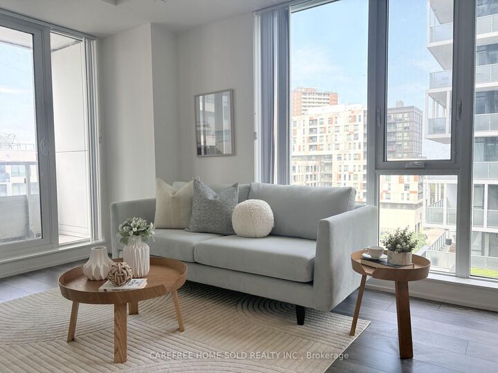 Property Photo: 225 Sumach Street 711 ON M5A 0P8