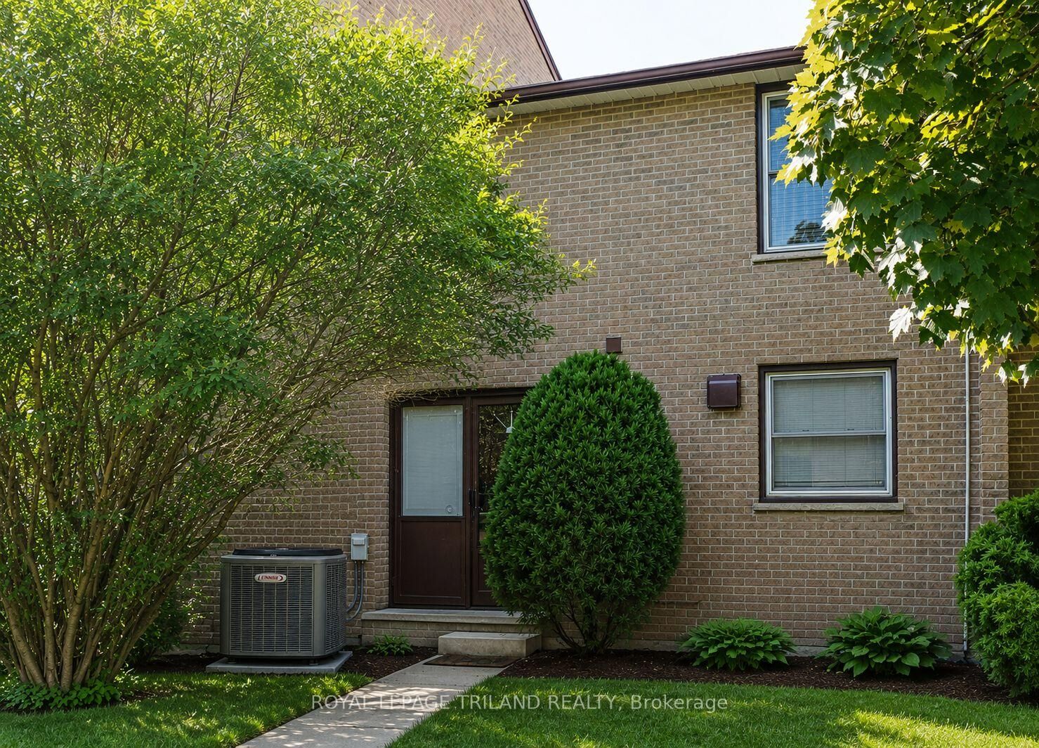 Property Photo: 624 Wonderland Road ON N6H 4Y8