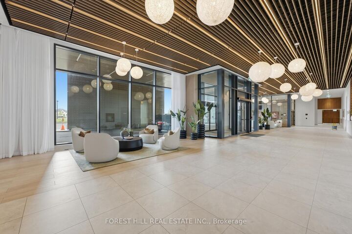 Property Photo:  15 Skyridge Drive 1517  ON L6P 4S3 