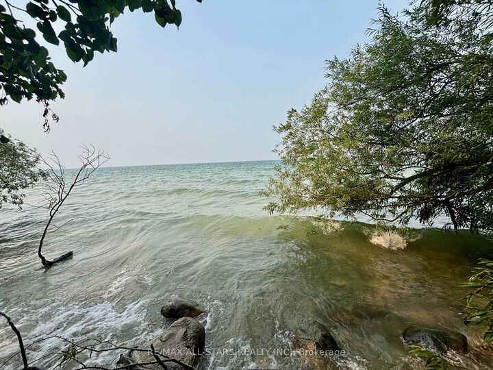 2356 Lakeshore Drive — photo 1