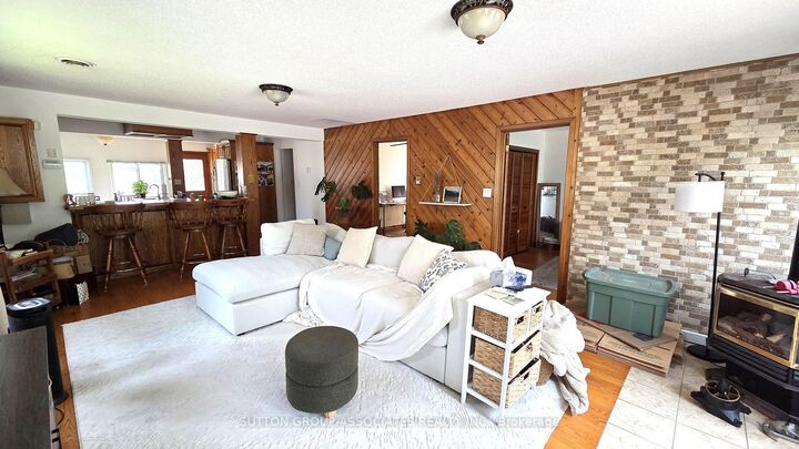 Property Photo:  1099 Poplar Drive  ON L0L 1R0 