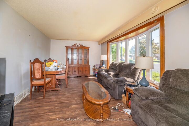Property Photo: 1500 Lakeside Street ON L1J 3Y3