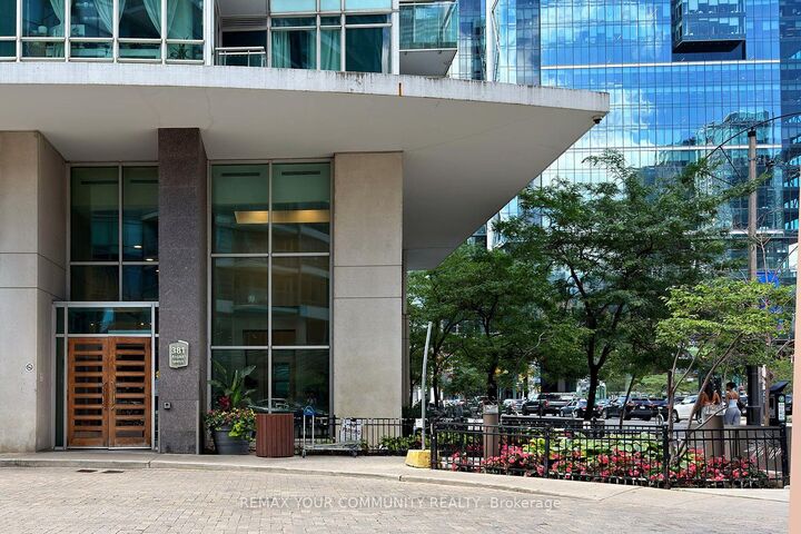 Property Photo: 381 Front Street W 2103 ON M5V 3R8
