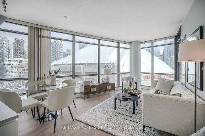 3 Navy Wharf Court 1708 — photo 1